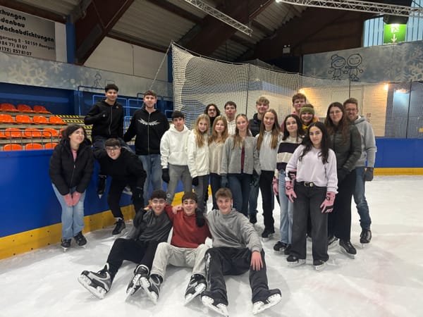 WHERE HISTORY LIVES: AACHEN AND STOLBERG GUIDE