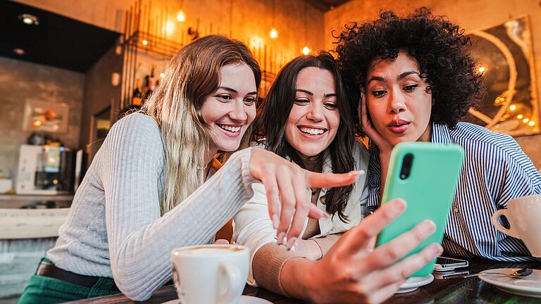 A BLOG FOR TEENAGERS